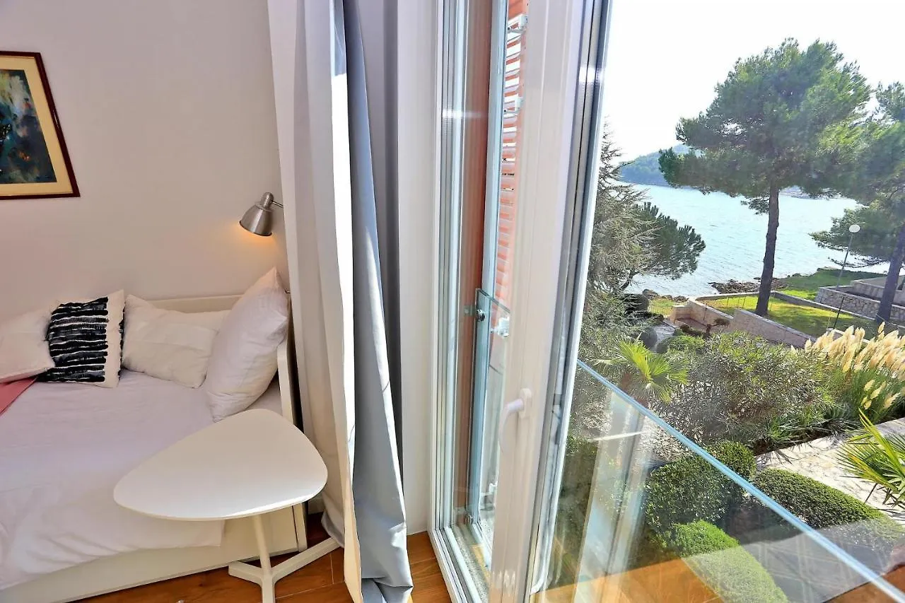Villa Karmen Adriatica Kukljica Kroatien