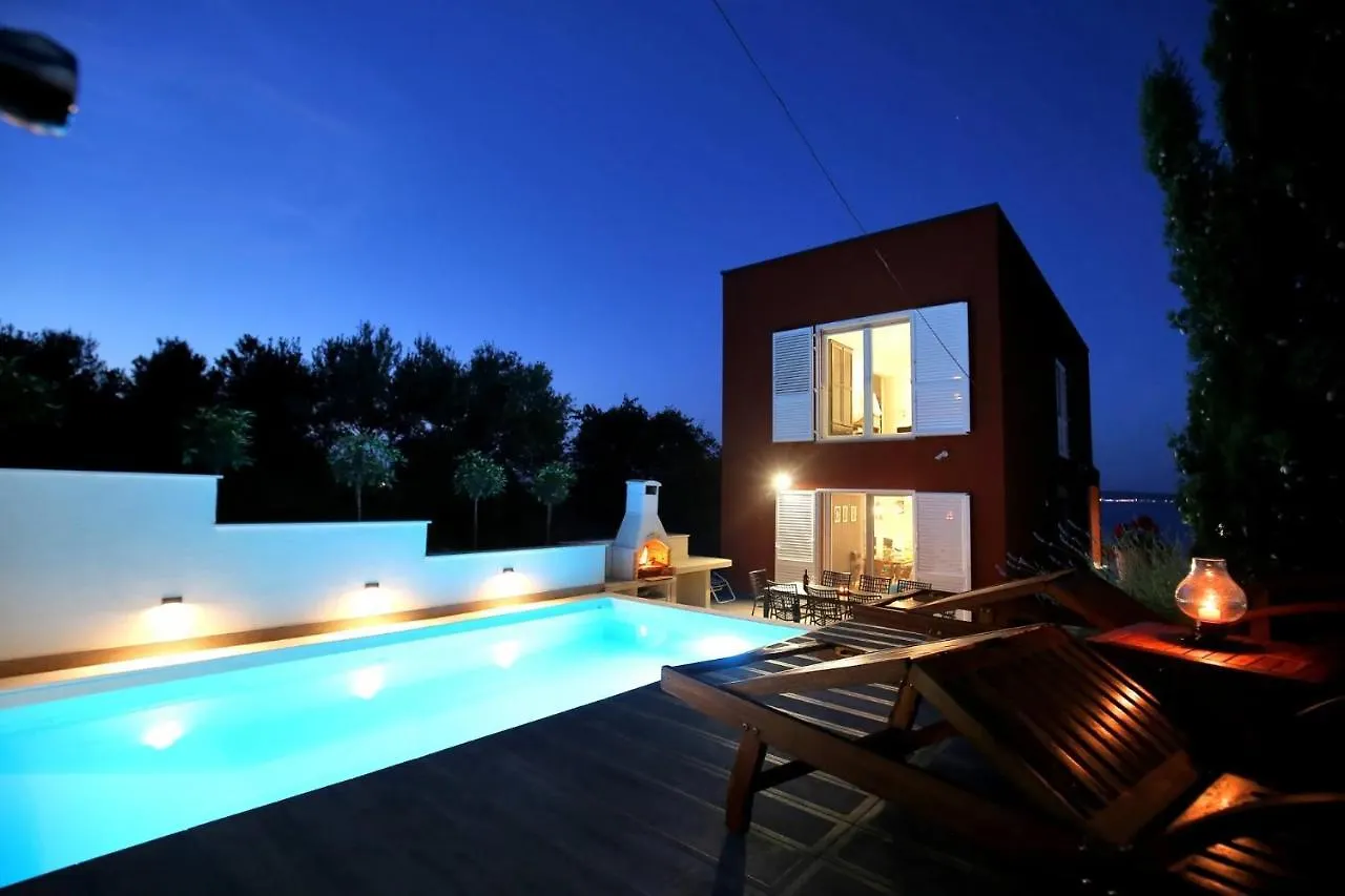 Villa Karmen Adriatica Kukljica